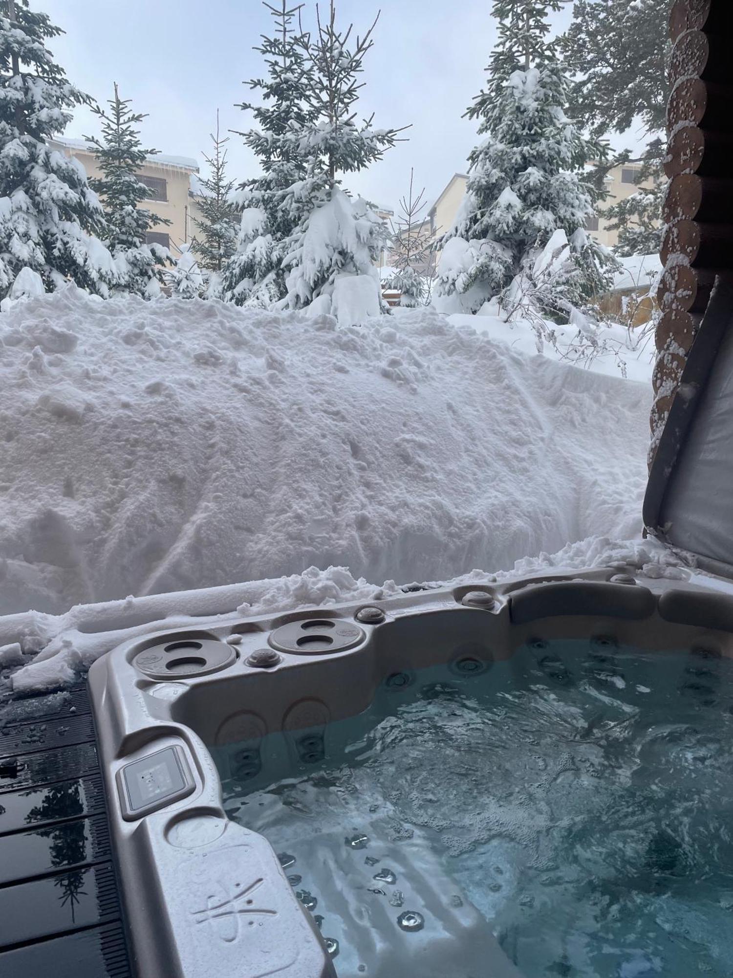 Chalet Ana & Spa Лез Англ Екстериор снимка