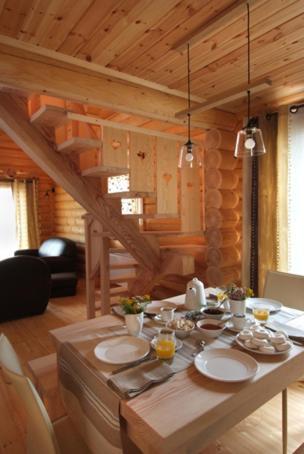 Chalet Ana & Spa Лез Англ Екстериор снимка
